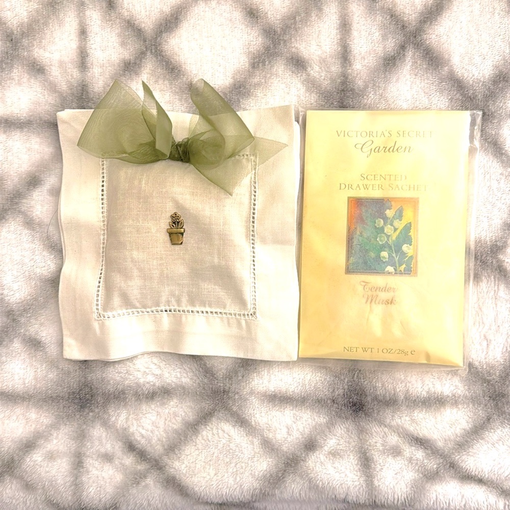 2 drawer sachets sold together - 1 handmade 1950’s & 1 Victoria’s Secret